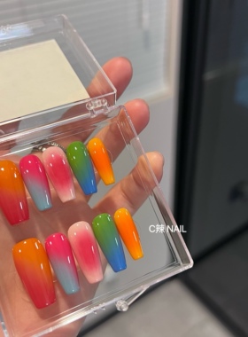 柒贰零Nail新款辣妹缤纷多巴胺美甲穿戴甲可拆卸穿戴式甲片假指甲