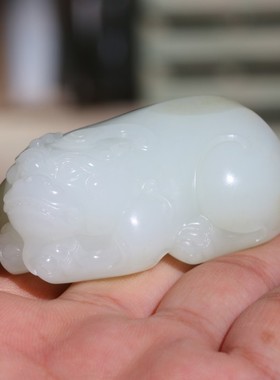 羊脂白玉把件貔貅籽玉小店