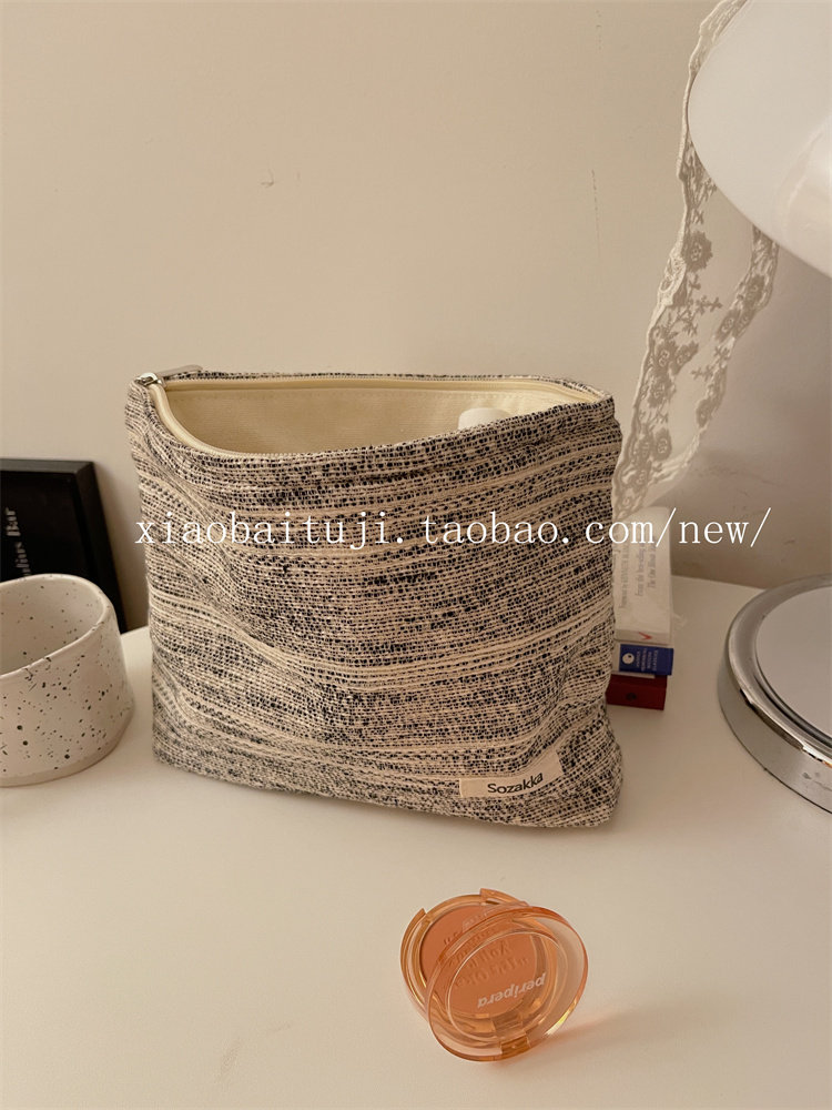 小白兔几 黑白纹理蝴蝶大容量化妆包柔软提花料旅行收纳袋手拿包,淘宝优惠券,粉丝福利购,淘宝优惠卷