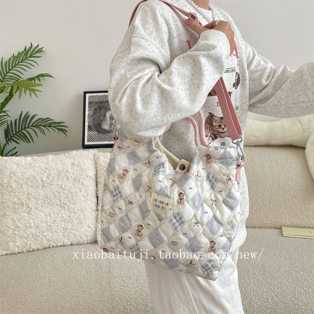 小白兔几  秋冬绗缝夹棉韩国卡通图案手拎包女手提单肩斜挎帆布袋,淘宝优惠券,粉丝福利购,淘宝优惠卷