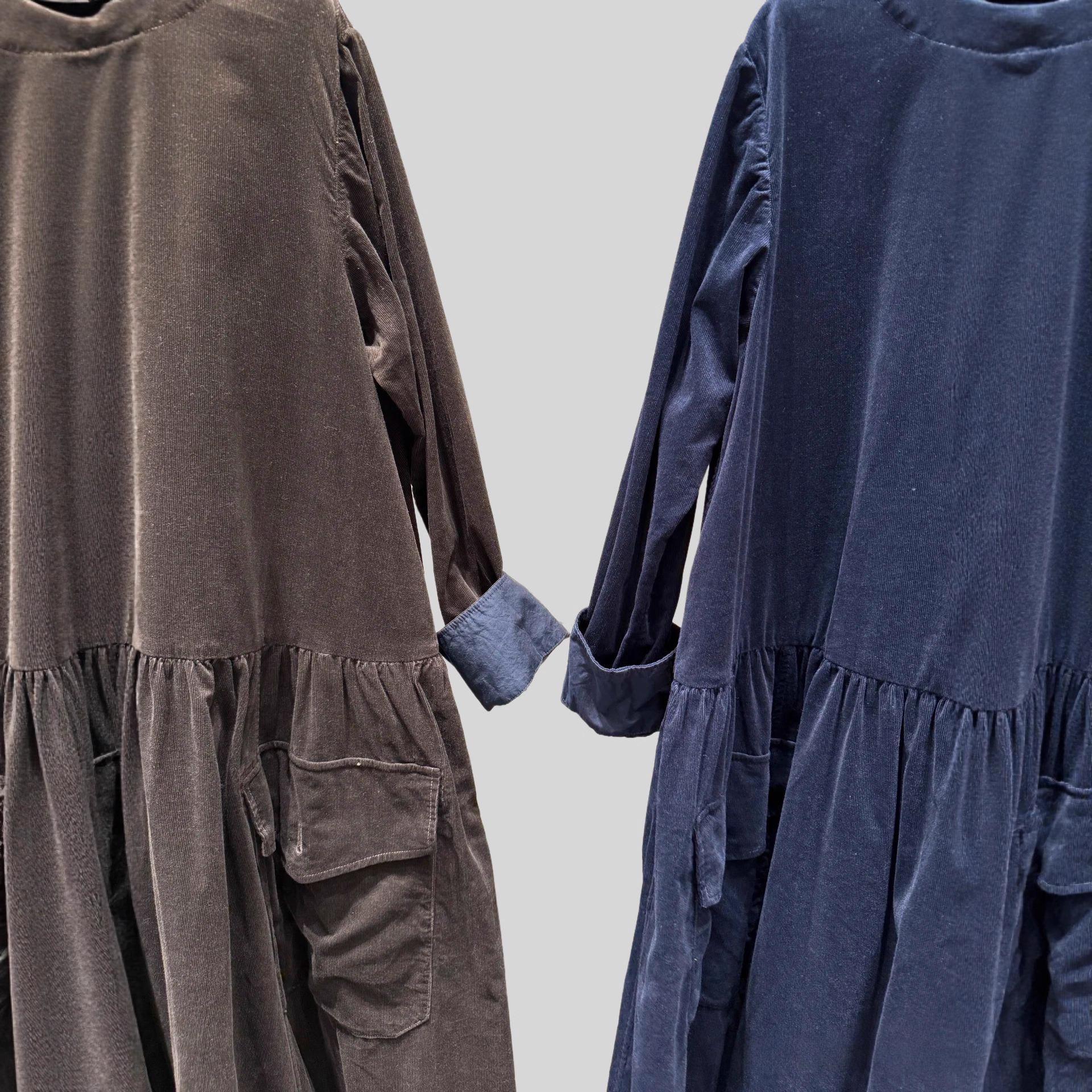 南油品质25秋季新款日系中长款灯芯绒森女百搭宽松显瘦连衣裙两色 - 图2