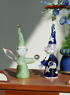 淄博琉璃手作魔法师桌面摆件