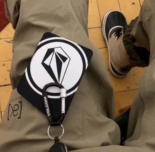 Japanese ski card holder pull card holder