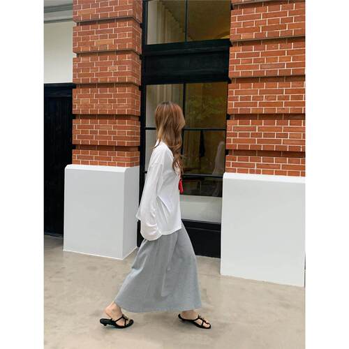 DASU RISE 老钱风复古刺绣水钻绝美凉拖鞋女夏季法式夹趾猫跟凉鞋 - 图3