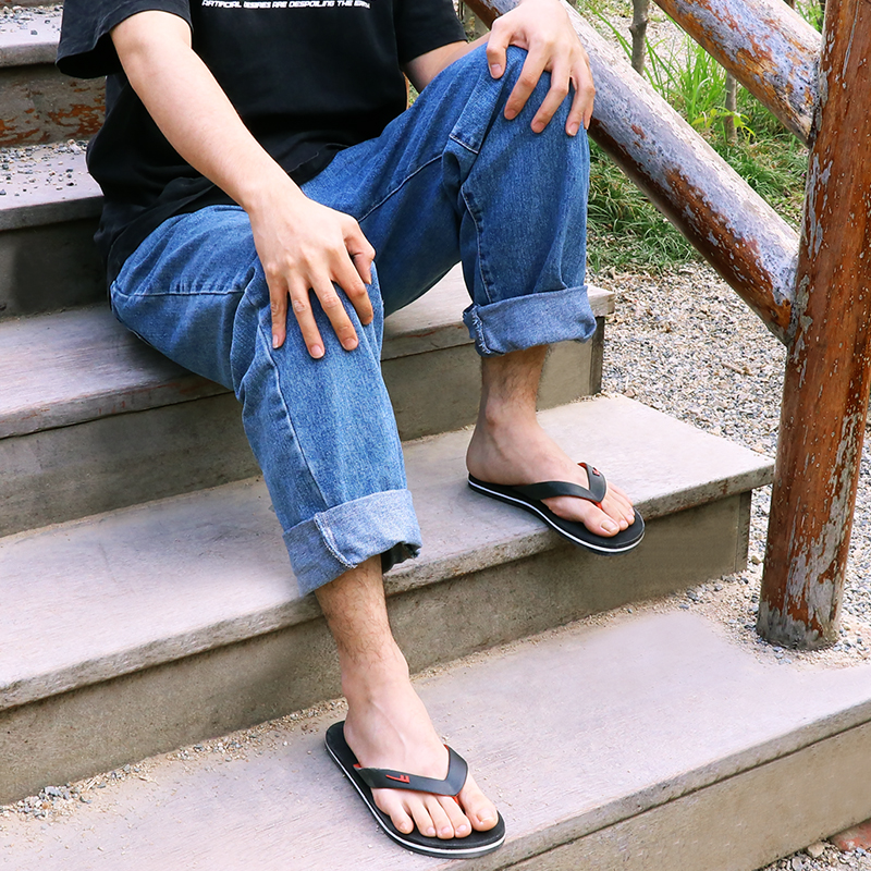 不一样鞋类专营店回力人字拖男潮夏季防滑个性韩版沙滩户外软底新款男士凉拖鞋1