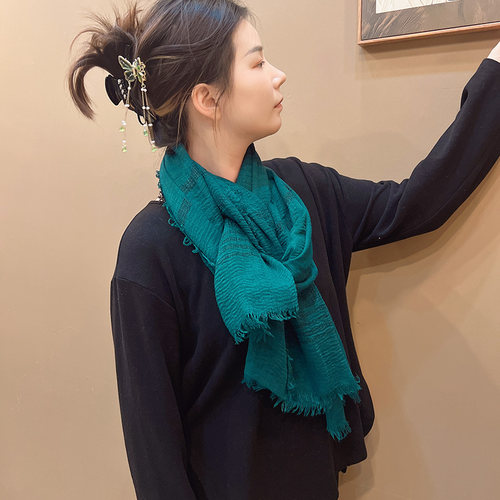 棉麻风格围巾女士秋冬季薄款纯黑色时尚百搭长款围脖冬季纱巾披肩 - 图1