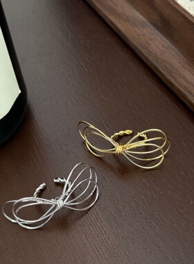 真金电镀简约几何线条缠绕不规则蝴蝶结戒指小众设计扭结开口指戒