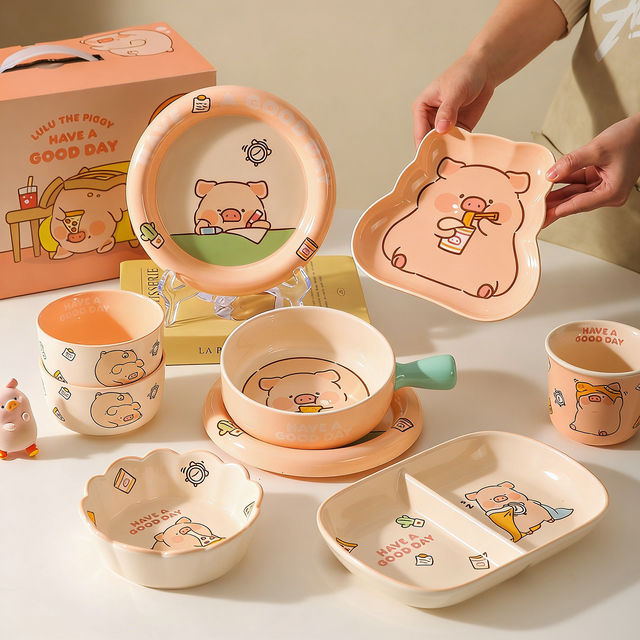 Kawashimaya lulu pig bowl and plate set for one person as a gift