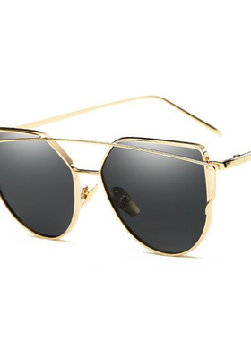 Sexy Retro Cat Eye Sunglasses Women Brand Designer Metal Lux