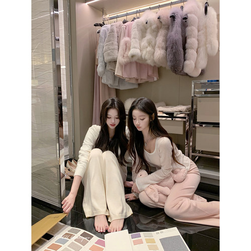 CHU小初/暖暖婴驼绒/轻柔绵软 温暖如春 秘鲁婴驼绒针织上衣 - 图1