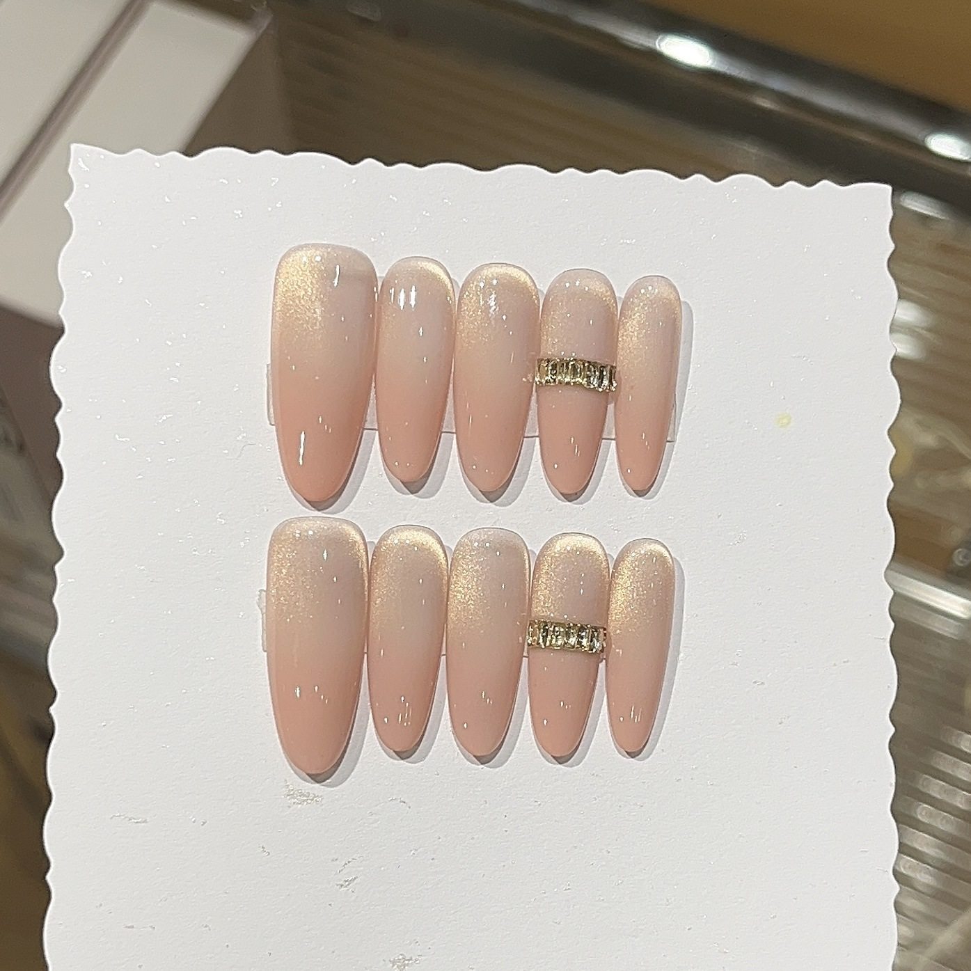 泡芙小姐桃汐里温柔蜜桃粉渐变爆闪粉金色猫眼拼钻显白长款穿戴甲,淘宝优惠券,粉丝福利购,淘宝优惠卷