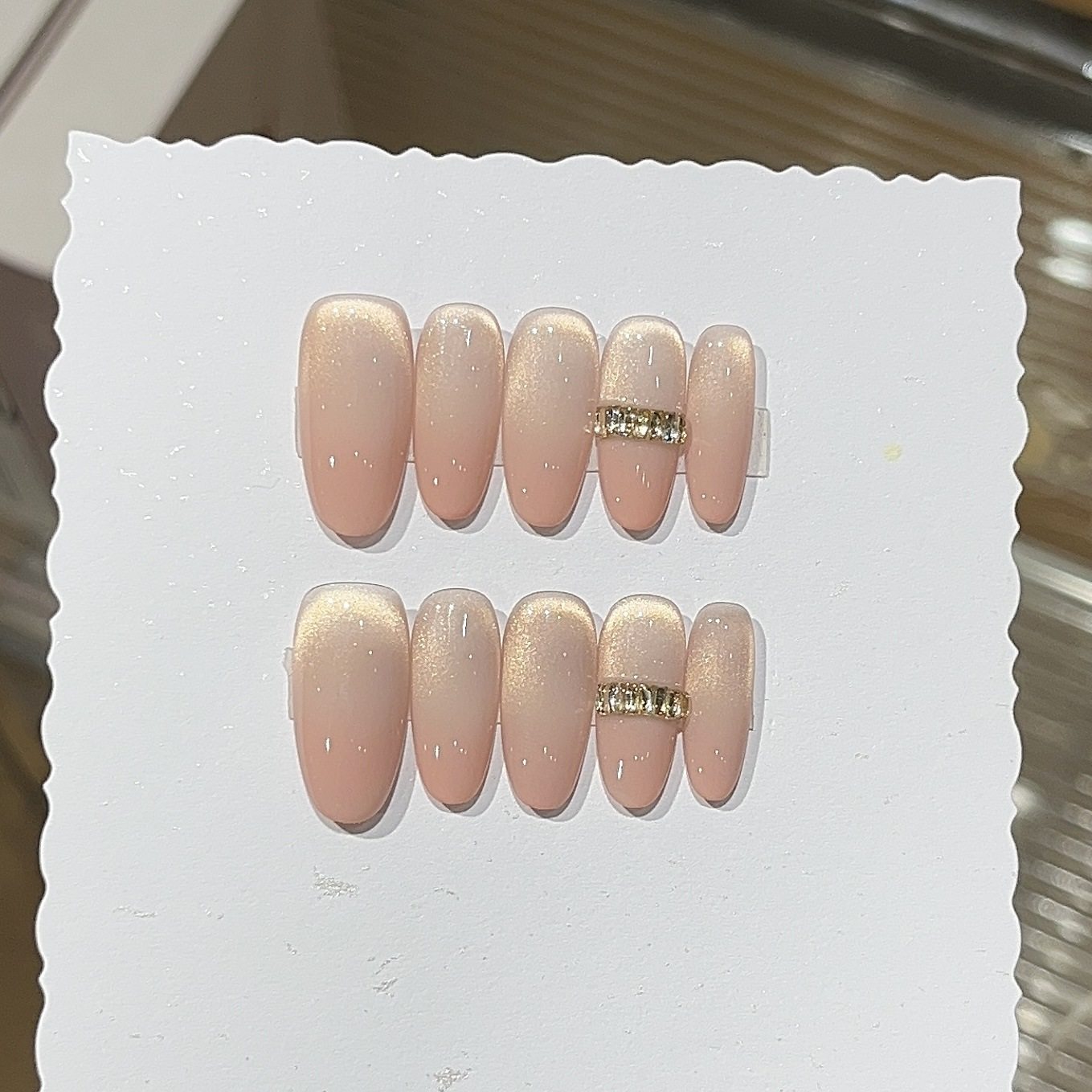 泡芙小姐桃汐里温柔蜜桃粉渐变爆闪粉金色猫眼拼钻显白长款穿戴甲,淘宝优惠券,粉丝福利购,淘宝优惠卷