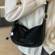 High-end crossbody bag for women summer 2026 new fashion versatile casual dumpling bag large capacity commuter shoulder bag