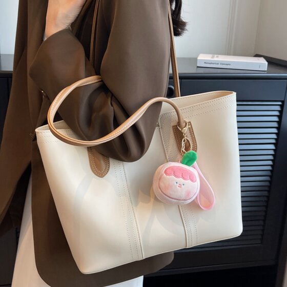 High-end versatile shoulder large bag for women 2026 new trendy fashionable casual simple large-capacity commuter tote bag