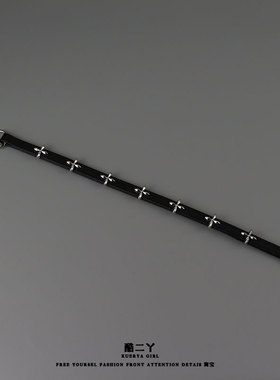 皮小众暗黑十字花架项链明星同款