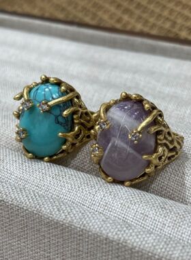 2026外贸新款饰品天然石个性时尚水晶手掌虎眼石戒指活口女士