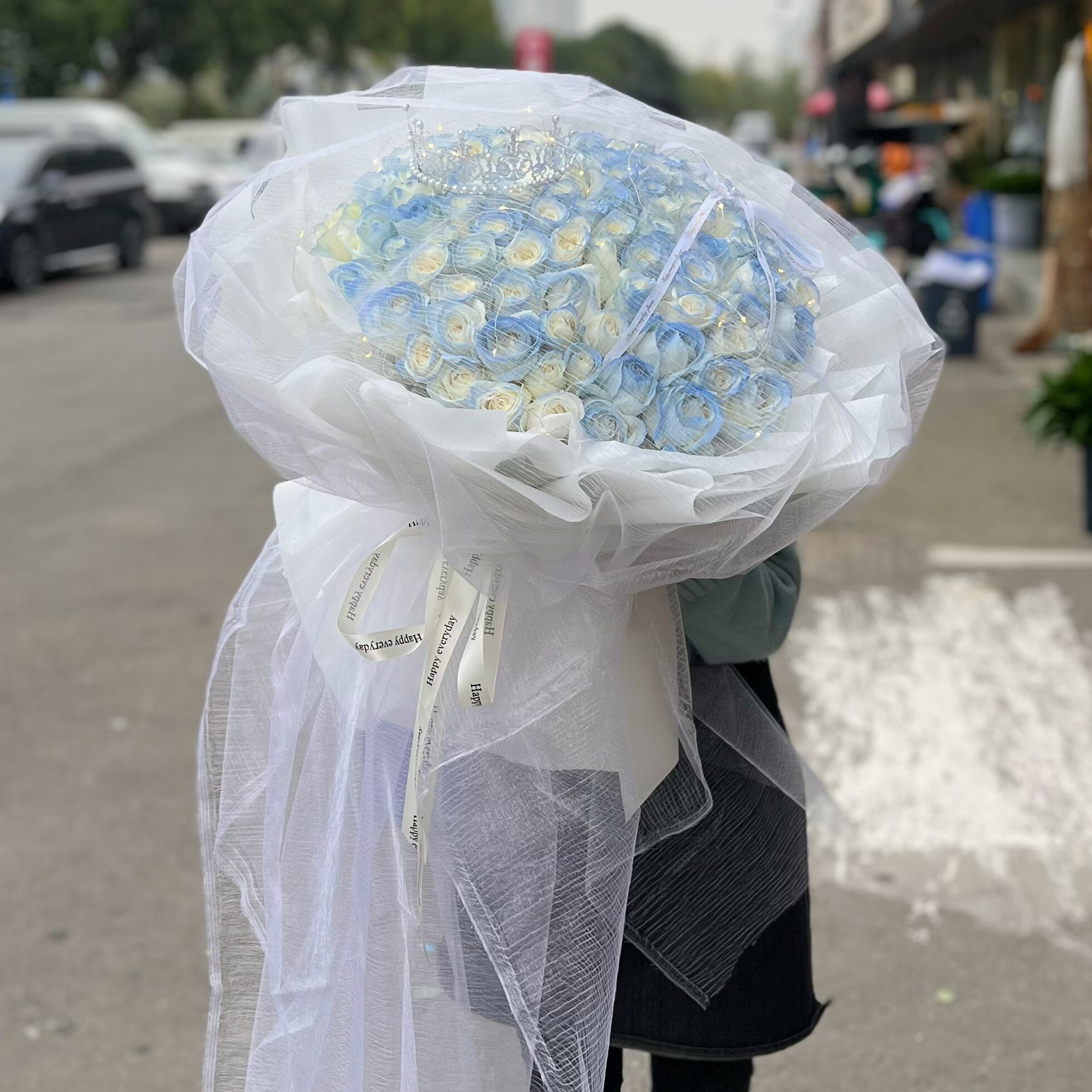 西安鲜花花店同城速递99枝红玫瑰白玫瑰求婚表白纪念日大花束配送_虎窝淘