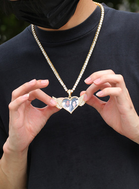 爱心翅膀满钻定制照片吊坠项链