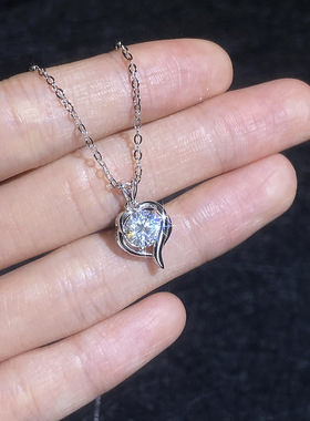 S925纯银爱心莫桑钻吊坠项链