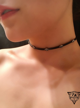 原创手工十字架铆钉牛皮质感项链