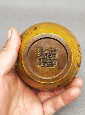 仿古风浮雕招财摆件存钱罐