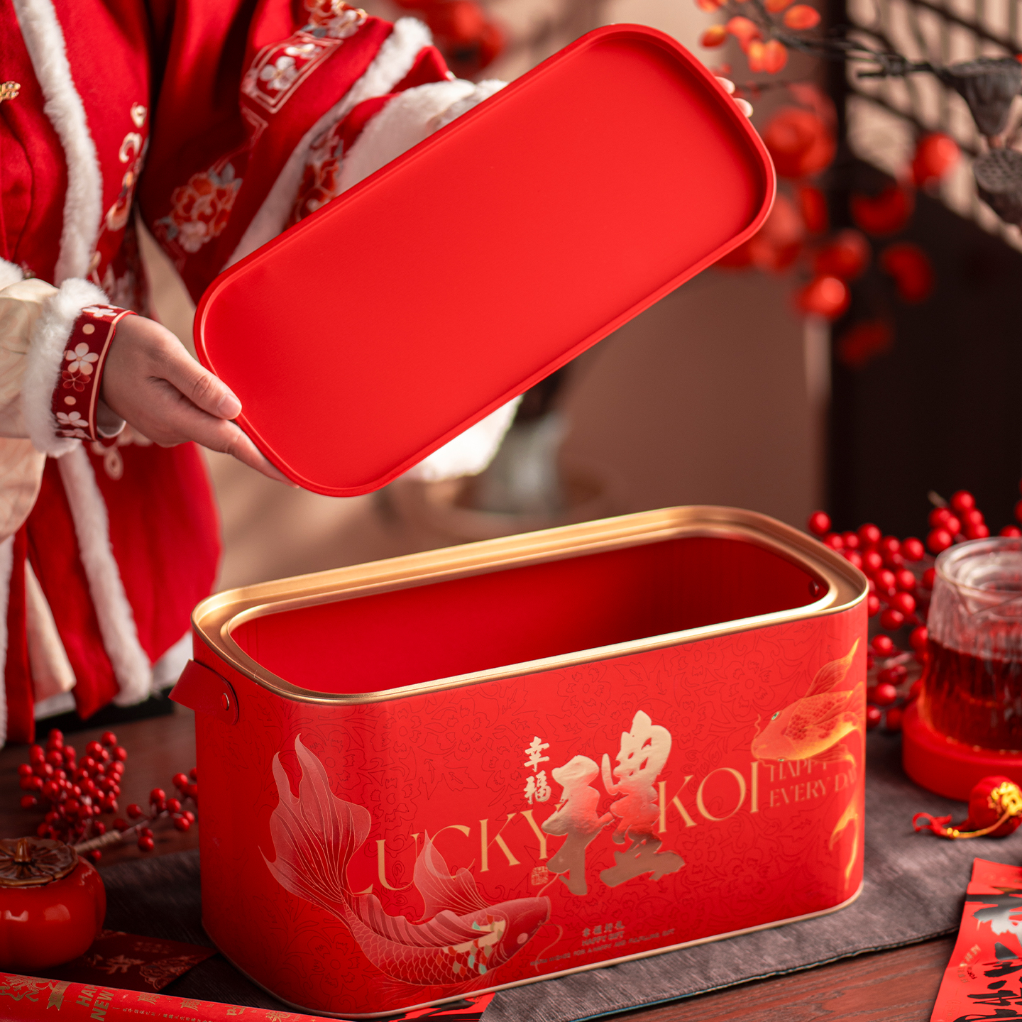 马年春节礼品盒新款年货包装盒烘焙酒店通用抱抱桶定制空长铁盒子 - 图3