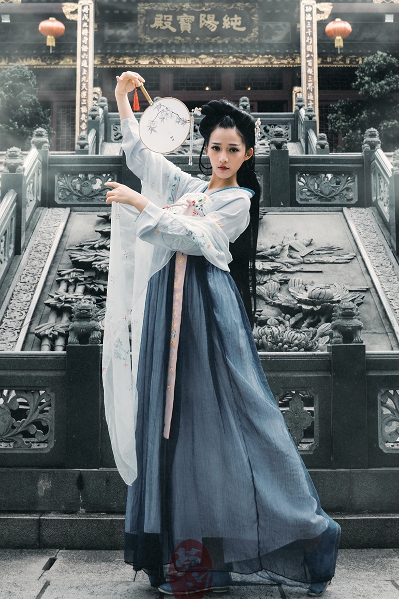 水晶伊人十七坊服饰旗舰店汉服菩提雪古风日常装女春夏绣花齐胸襦裙古装女服装仙女清新淡雅2
