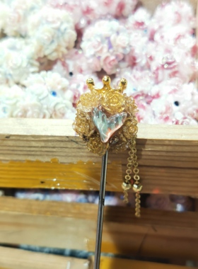 重工陶泥皇冠流苏DIY花球鱼尾玫瑰花窜珠散珠手机链配件直孔饰品
