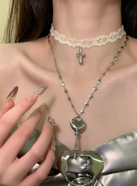 2025新款甜酷白色蕾丝颈带choker叠戴十字架项链女高级感辣妹颈链
