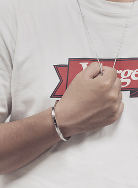 情侣莫比乌斯刻字钛钢手镯