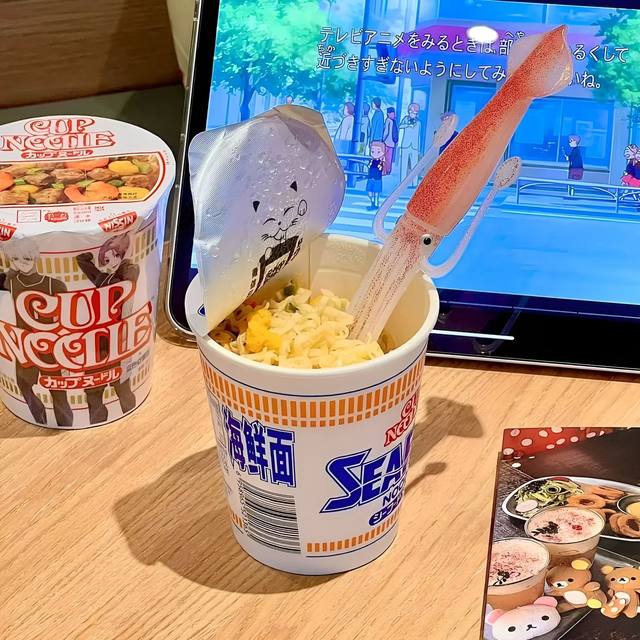 Octopus instant noodles fork Japanese Japanese squid squid fun fork Japanese dishes funny tableware fruit cup noodle fork