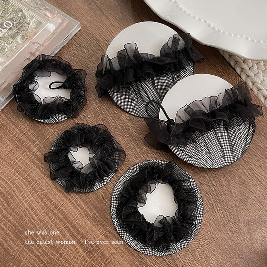 Artifact updo, simple black hairnet