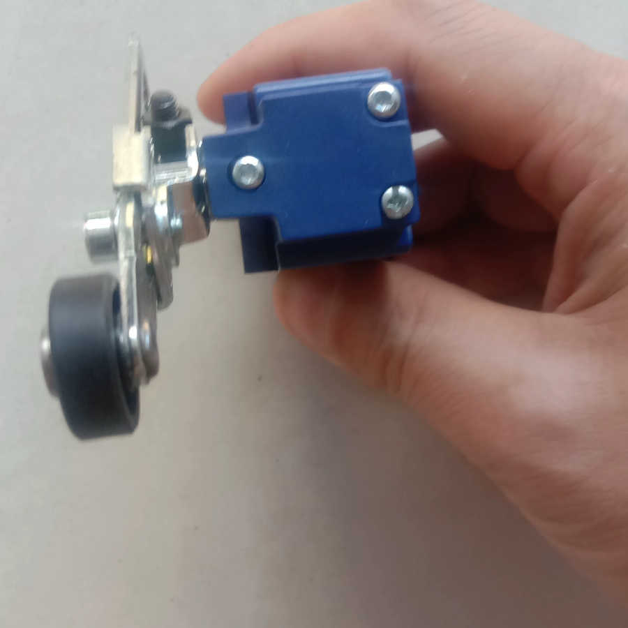 【维修】全新正品施耐德限位开关XCE145C ，GB14048.5， - 图1