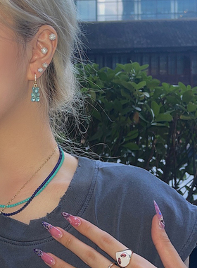 买2送1小熊软糖辣妹镀金锆钻扣