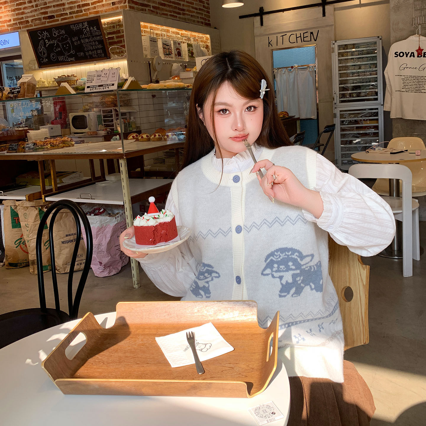 YUZI鱼子复古小羊提花针织开衫马甲女甜美宽松内搭文艺大码女装,淘宝优惠券,粉丝福利购,淘宝优惠卷