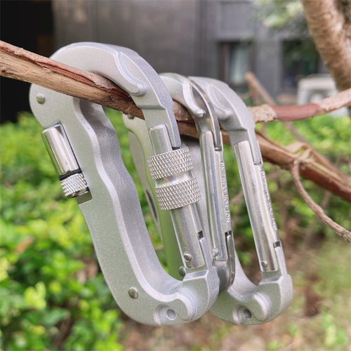 户外EDC多功能登山扣小刀带LED灯改锥锯子开瓶器随身挂扣钥匙扣 - 图3