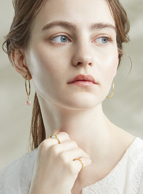 海蓝宝水晶金贝丝带马蹄纯银戒指