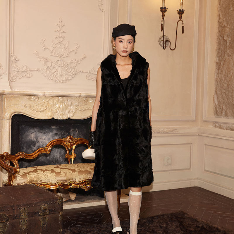 茉萱 黑金爵士 进口水貂外套马甲长背心黑色带帽横排貂皮大衣女,淘宝优惠券,粉丝福利购,淘宝优惠卷