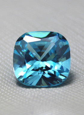 大师级情侣瑞丽风正方形海蓝宝石