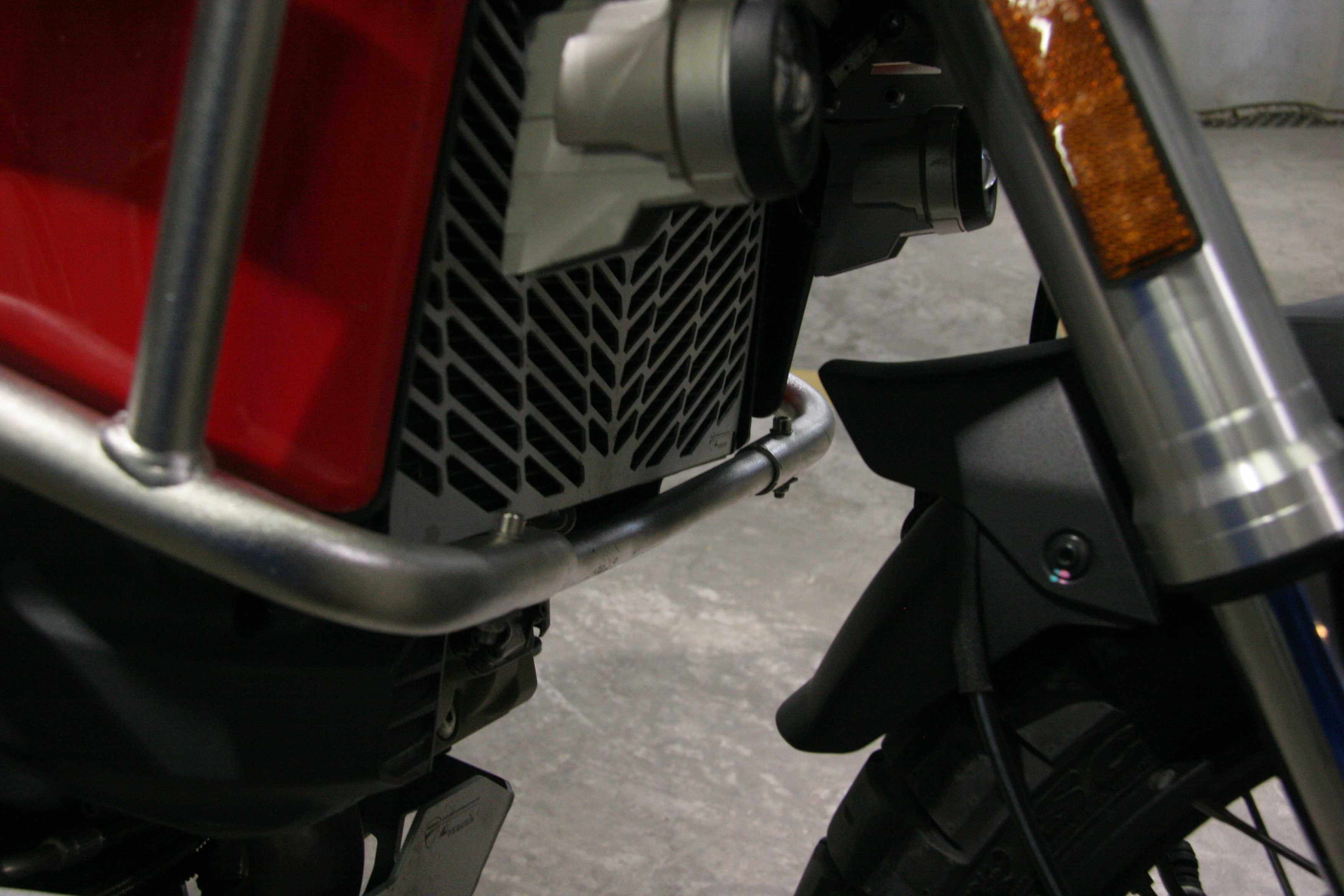 KLJDM适用于DUCATI杜卡迪MTS950保险杠V2防摔杠竞技杠护杠改装件 - 图3