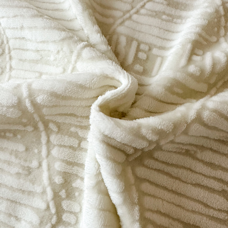 2025新款高级感雕花牛奶绒床上四件套冬季加厚保暖宝宝绒被套床单,淘宝优惠券,粉丝福利购,淘宝优惠卷