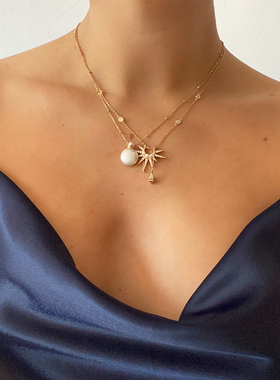 温莎香水瓶吊坠巴洛克珍珠设计感