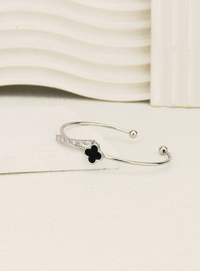 镀真金黑色四叶草锆石手环小众