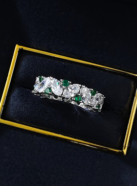 慕景珠宝 椭圆形排钻戒指人造绿尖晶钻石纯银高碳钻蛋形绿钻星光