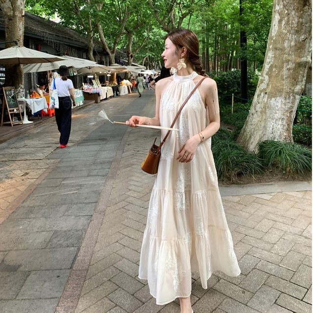 Bailu same style embroidered halter neck dress