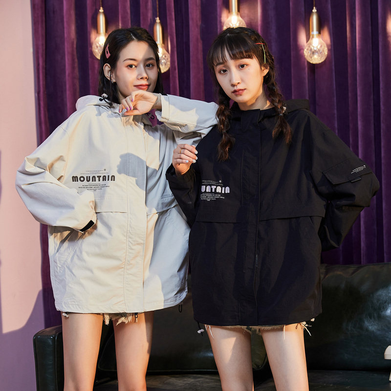 唐狮秋冬季2020新款韩版宽松潮夹克 唐狮天悦短外套