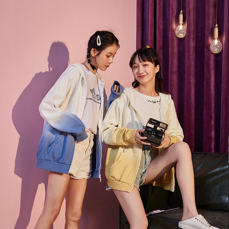 唐狮渐变针织2021年秋季新款卫衣 唐狮喜之乐短外套