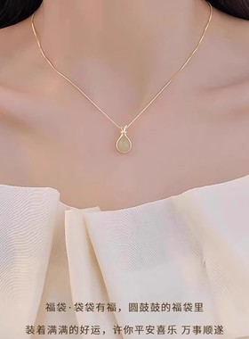 s925纯银和田玉福袋项链女复古轻奢小众设计感锁骨链吊坠