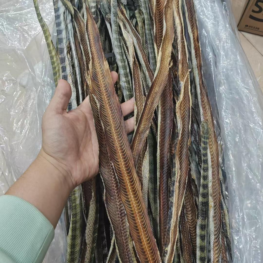 Authentic dried sea snake fisherman's own sun-dried deep sea wine stew