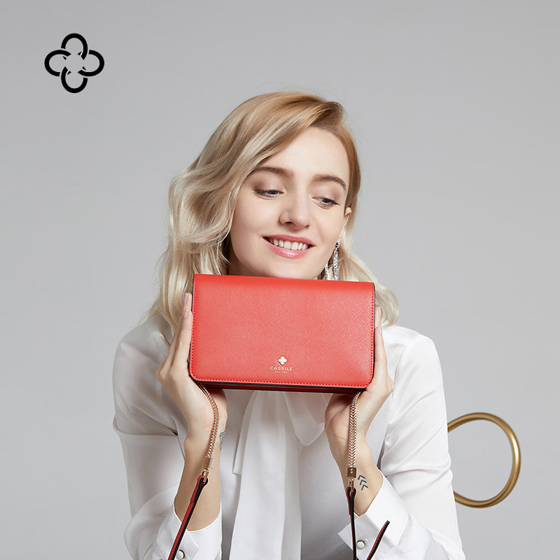 cassile 2020新款潮气质链条斜挎包 cassile卡思乐女士包袋